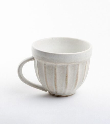 Taza de ceramica beis