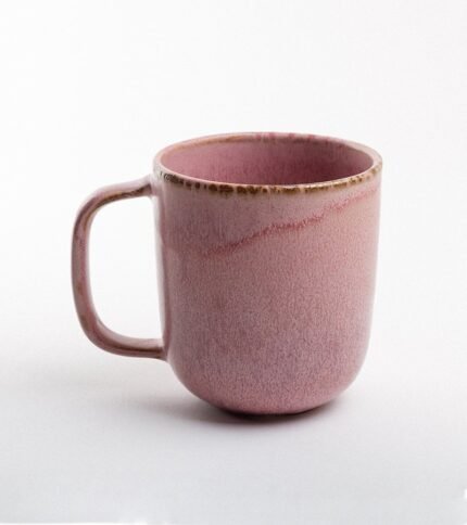 Taza de ceramica rosa