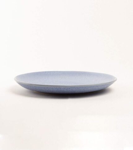 Plato de ceramica llano azul