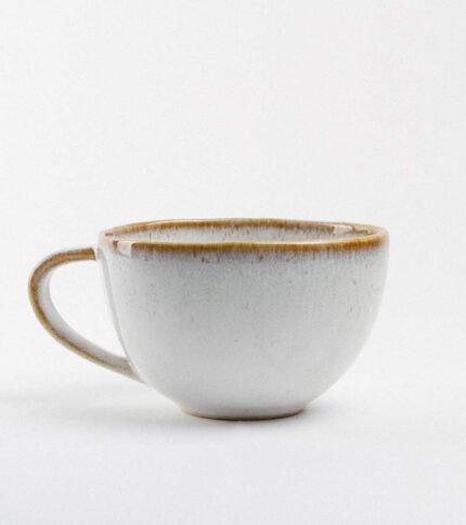 Taza de ceramica artesanal Beis