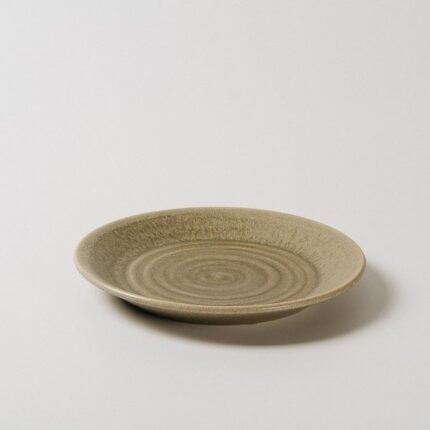 Plato llano de ceramica verde oliva